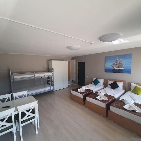Aparthotel Nevada - Apartamente คอนสตันซา ภายนอก รูปภาพ