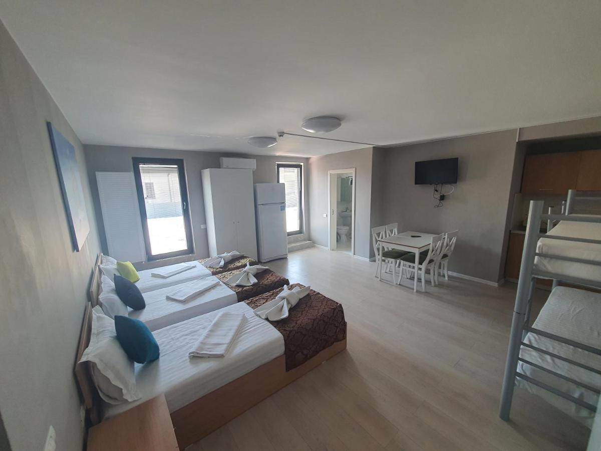 Aparthotel Nevada - Apartamente คอนสตันซา ภายนอก รูปภาพ